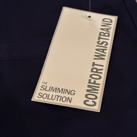 Sag Harbor Women’s Navy Shorts Skimmer Stretch Slimming Solution Size 24W NWT - Picture 5 of 6